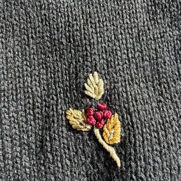 Vintage 90s Black Floral Embroidered Cotton/Ramie Cardigan — XL/L —Cottagecore - Picture 4 of 9